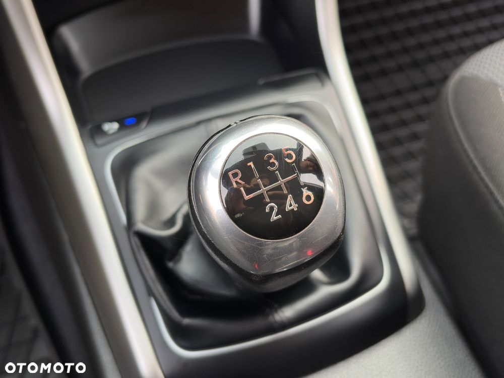 Hyundai i30 blue 1.4 Style - 29