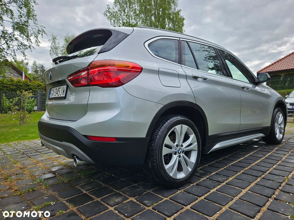 BMW X1 sDrive20d Sport Line - 30