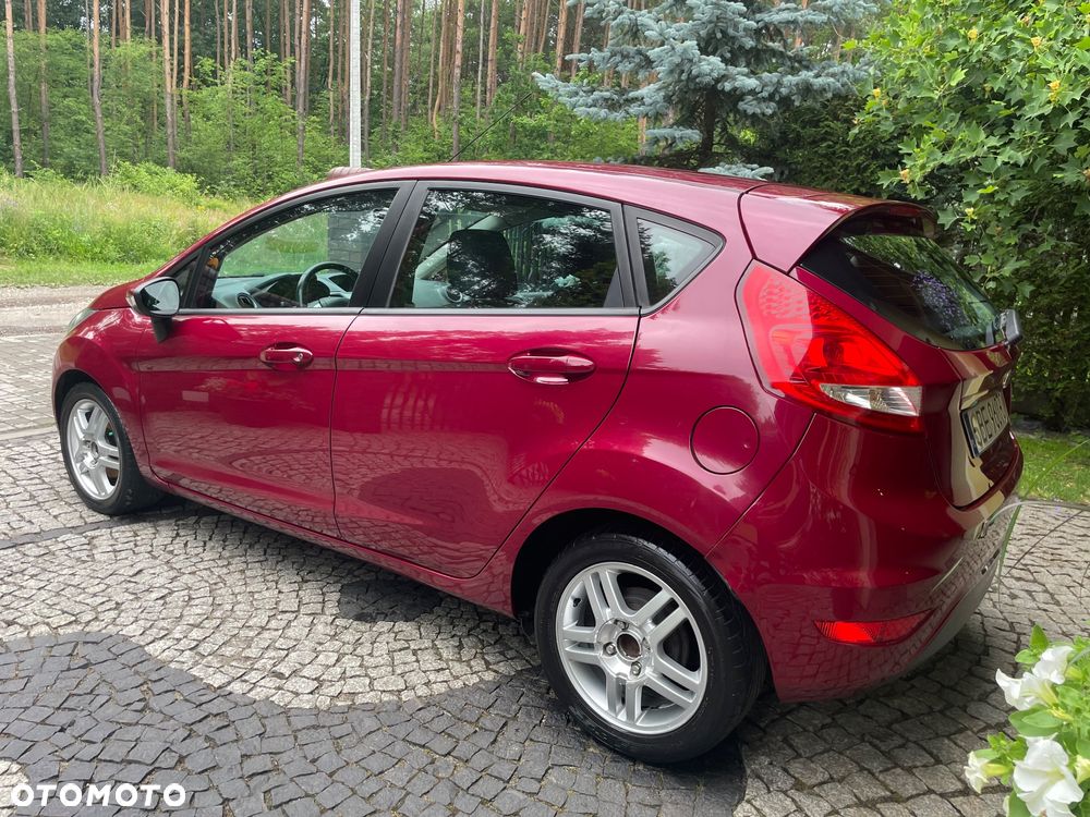 Ford Fiesta - 2