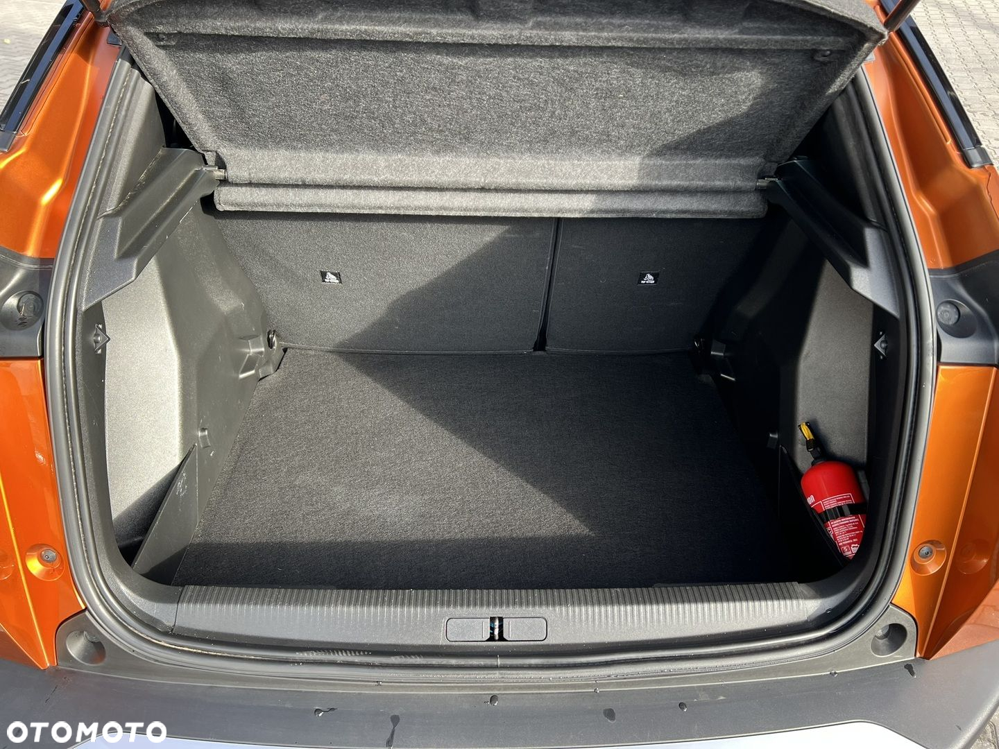 Peugeot 2008 1.2 PureTech Active Pack S&S - 28
