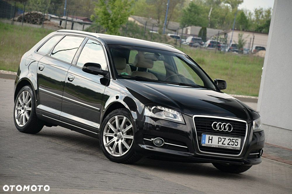 Audi A3 Sportback - 3