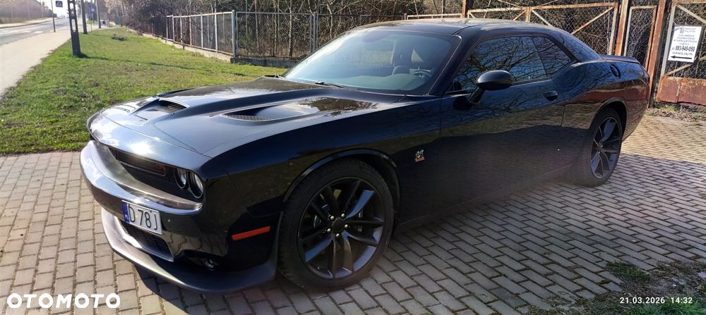 Dodge Challenger 6.4 Scat Pack - 10