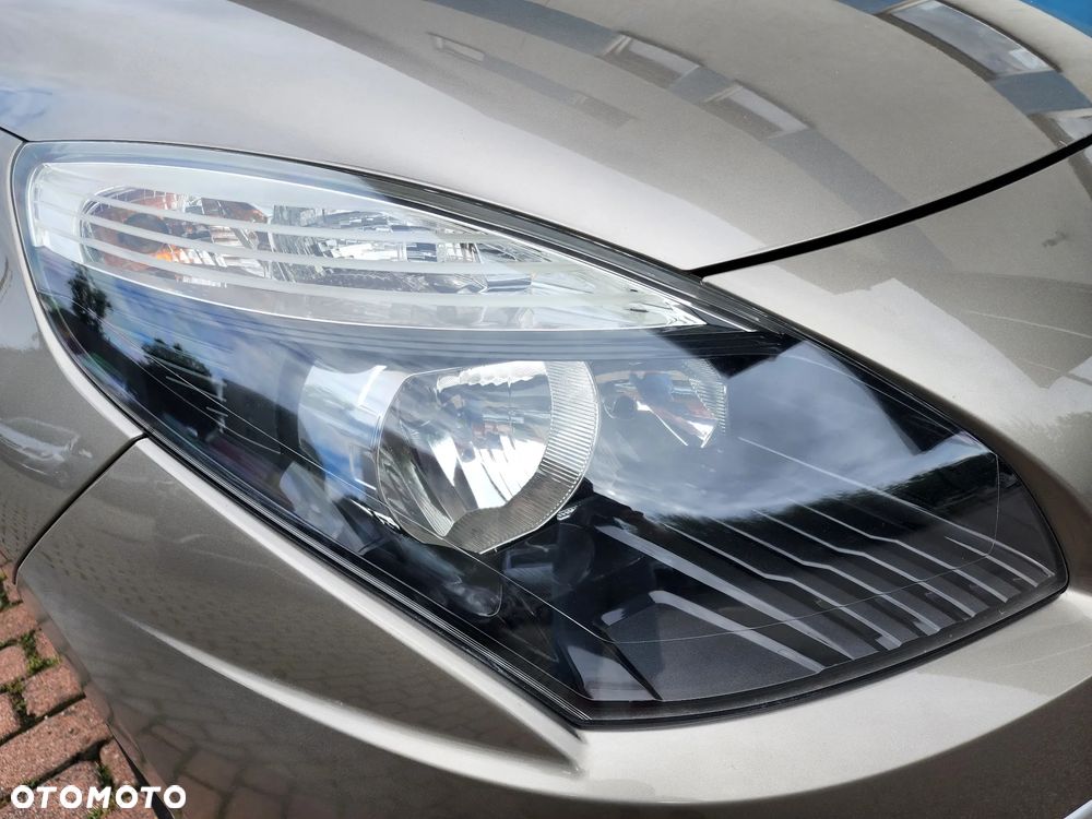 Renault Scenic 2.0 16V Privilege CVT Euro5 - 10