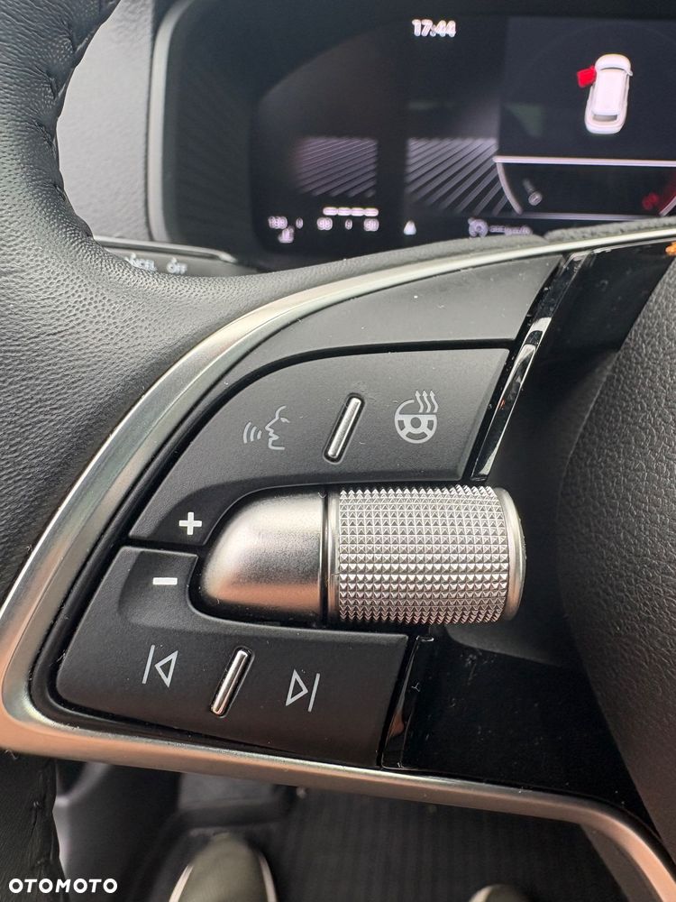 Skoda Karoq 2.0 TDI SCR 4x2 Ambition - 14