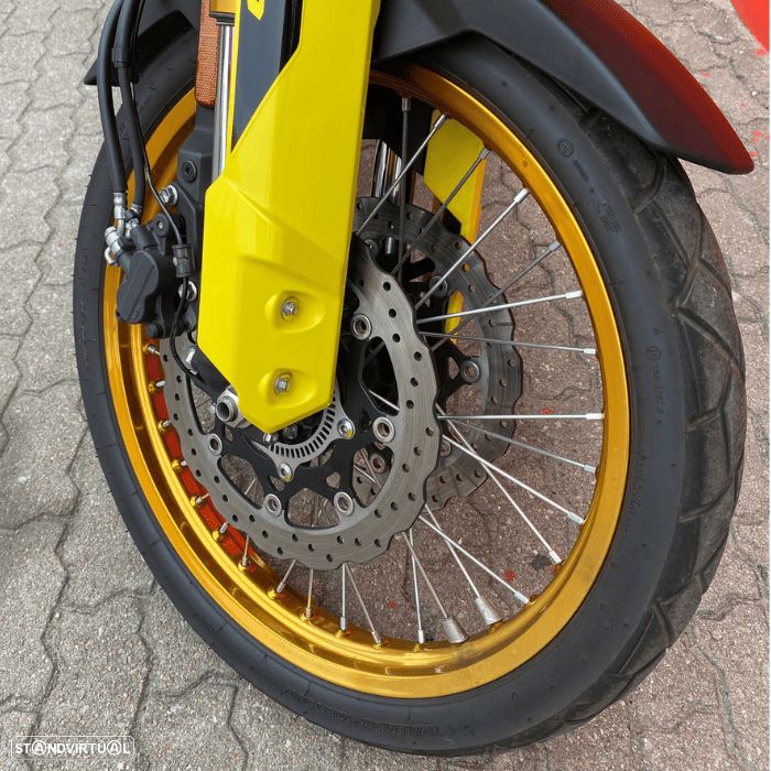 Suzuki DL 800 DE V STROM - 6