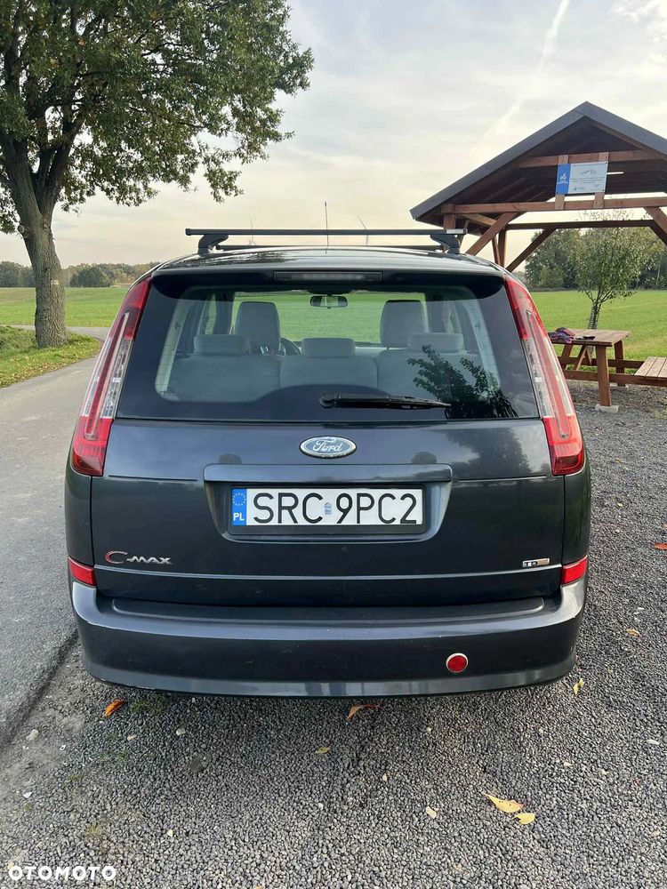 Ford C-MAX - 11
