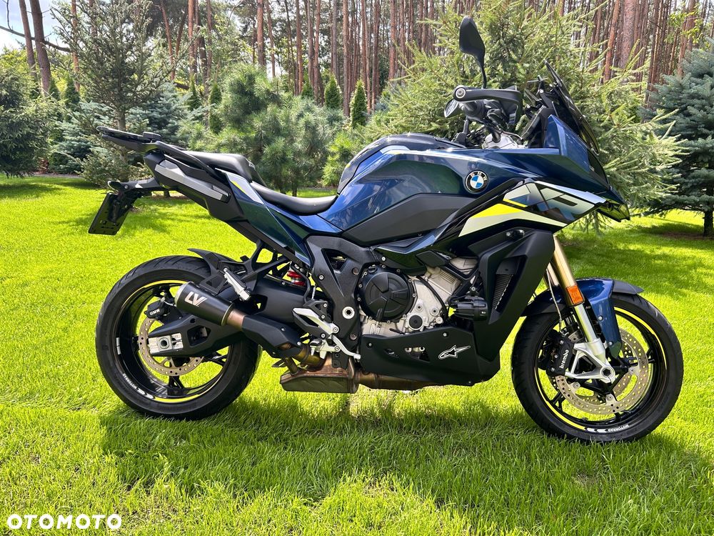 BMW XR - 1
