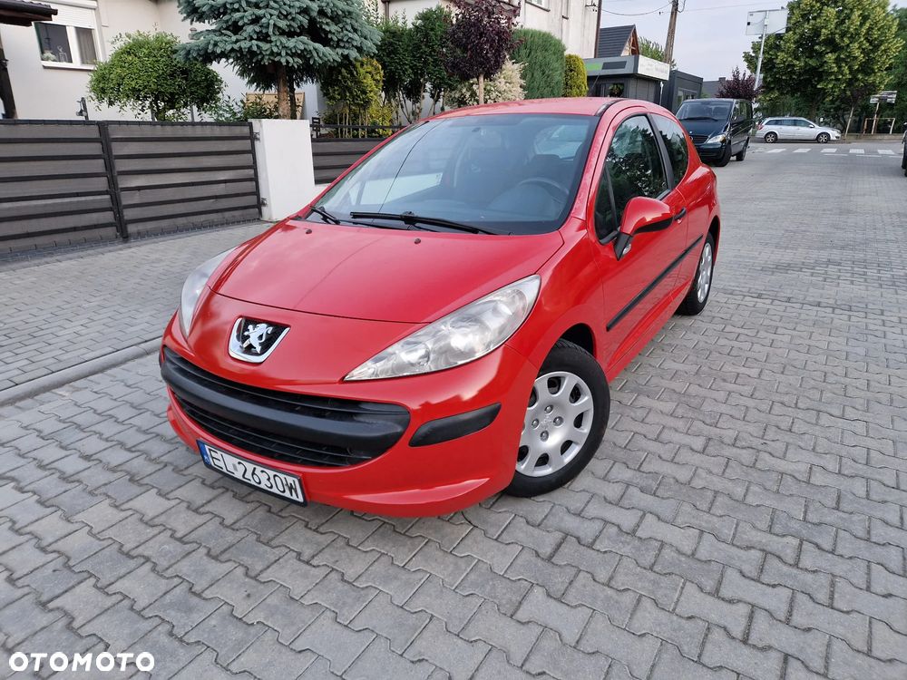 Peugeot 207 1.4 16V Trendy - 1