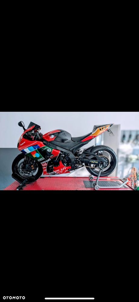 Suzuki GSX-R - 3