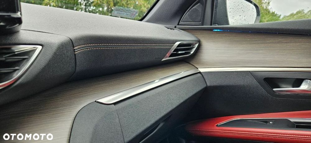 Peugeot 5008 1.6 PureTech GT S&S EAT8 - 20