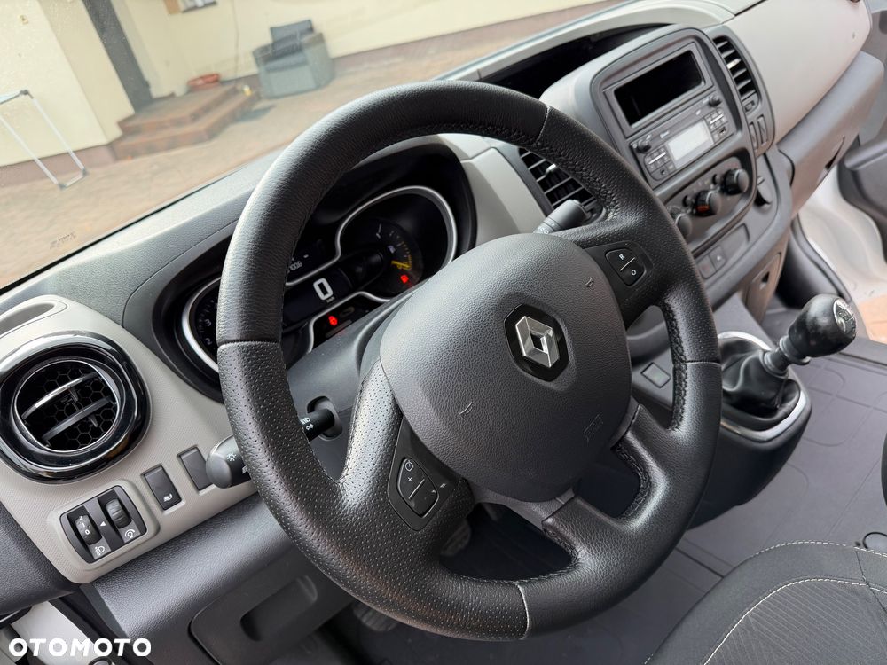Renault Trafic - 22