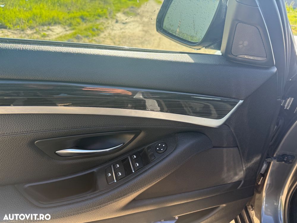 BMW Seria 5 525d Sport-Aut. - 7
