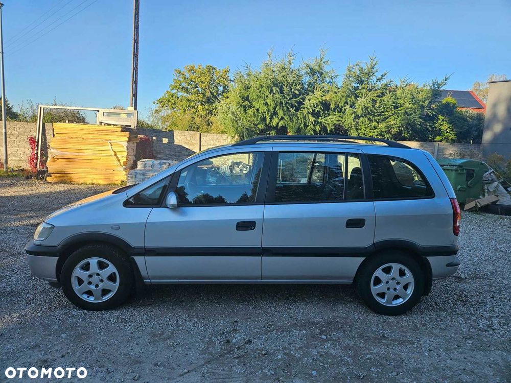 Opel Zafira - 5