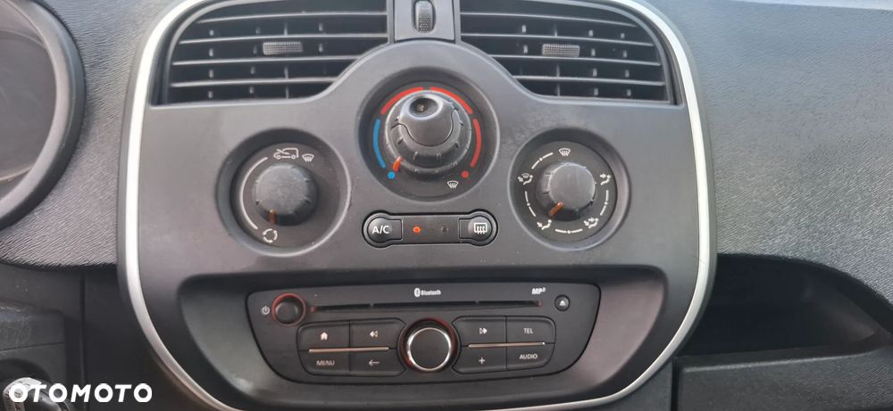 Renault KANGOO - 12