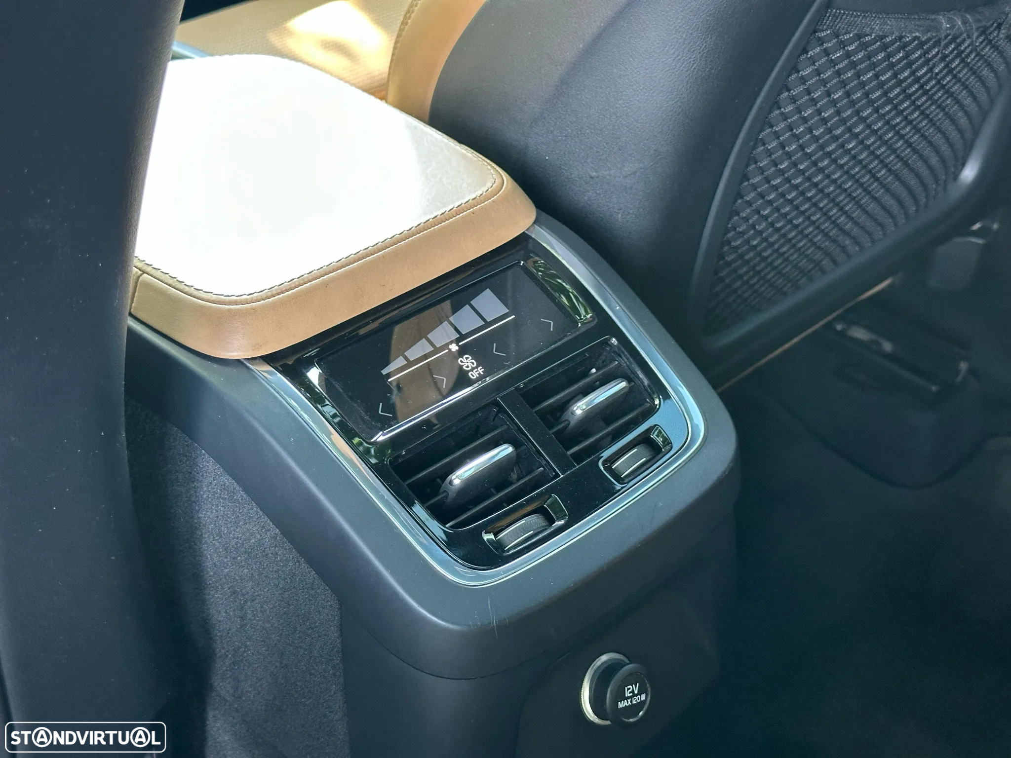 Volvo XC 90 2.0 T8 PHEV Inscription AWD - 29