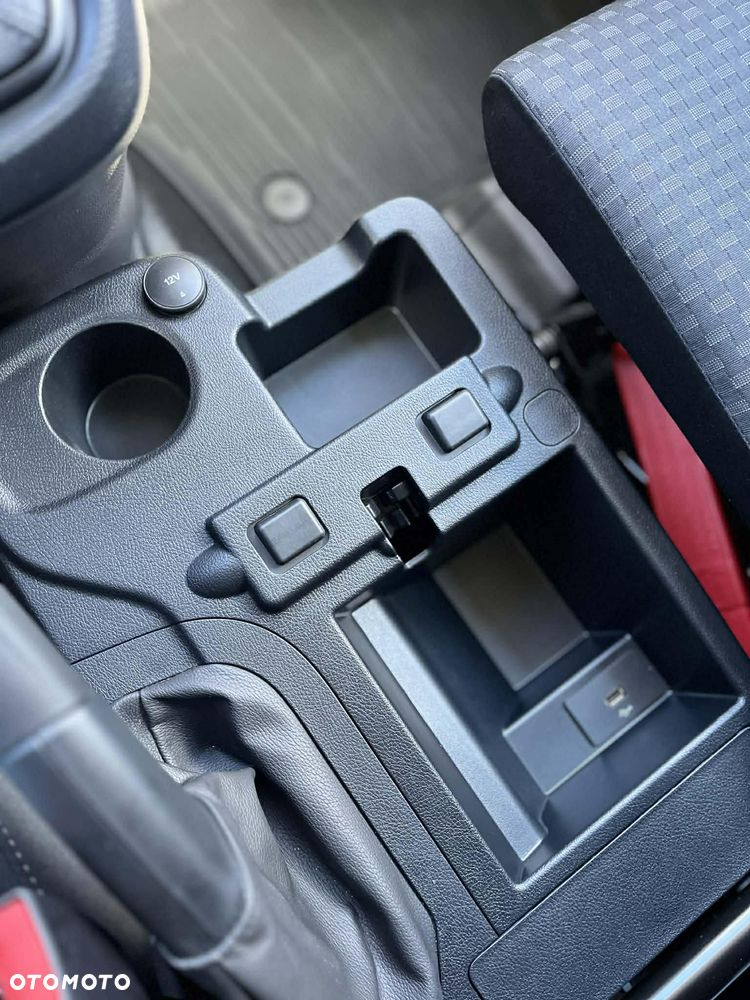 Ford Transit Connect L2 - 11