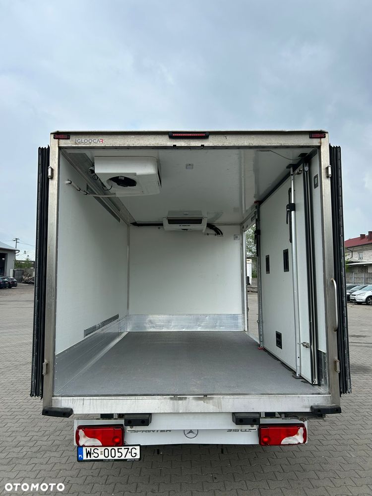 Mercedes-Benz Sprinter - 9