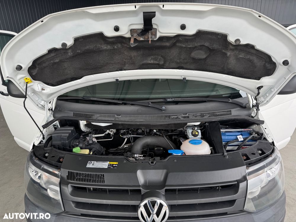 Volkswagen Transporter - 26