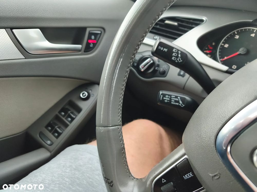 Audi A4 Avant 2.0 TDI e DPF Ambiente - 14