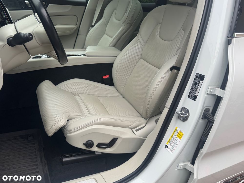Volvo Xc 60 2021 photo 5