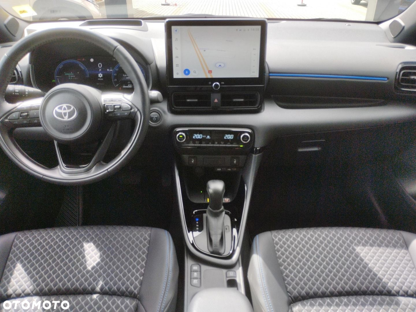 Toyota Yaris - 13