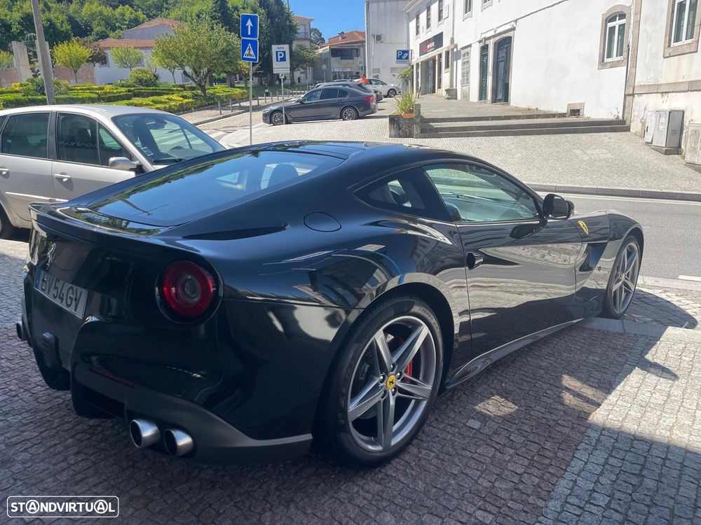 Ferrari F12 Berlinetta Hele - 7