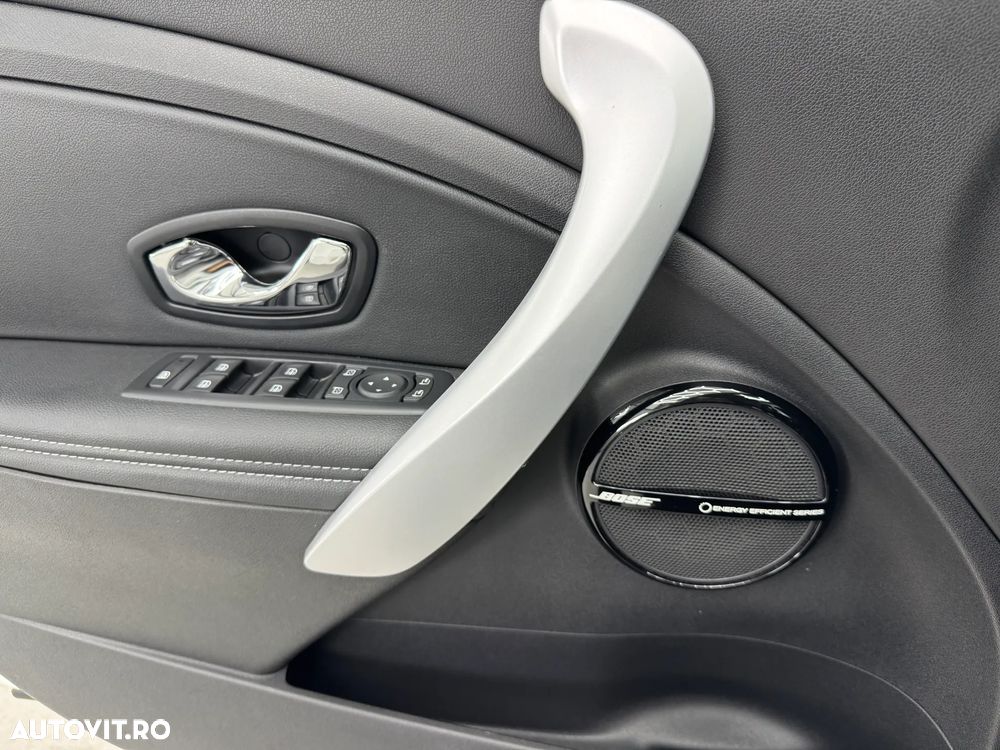 Renault Megane ENERGY dCi 130 Start & Stop Bose Edition - 20