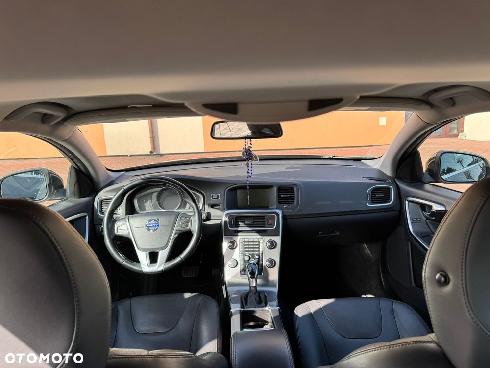 Volvo S60 T5 Geartronic Momentum - 9