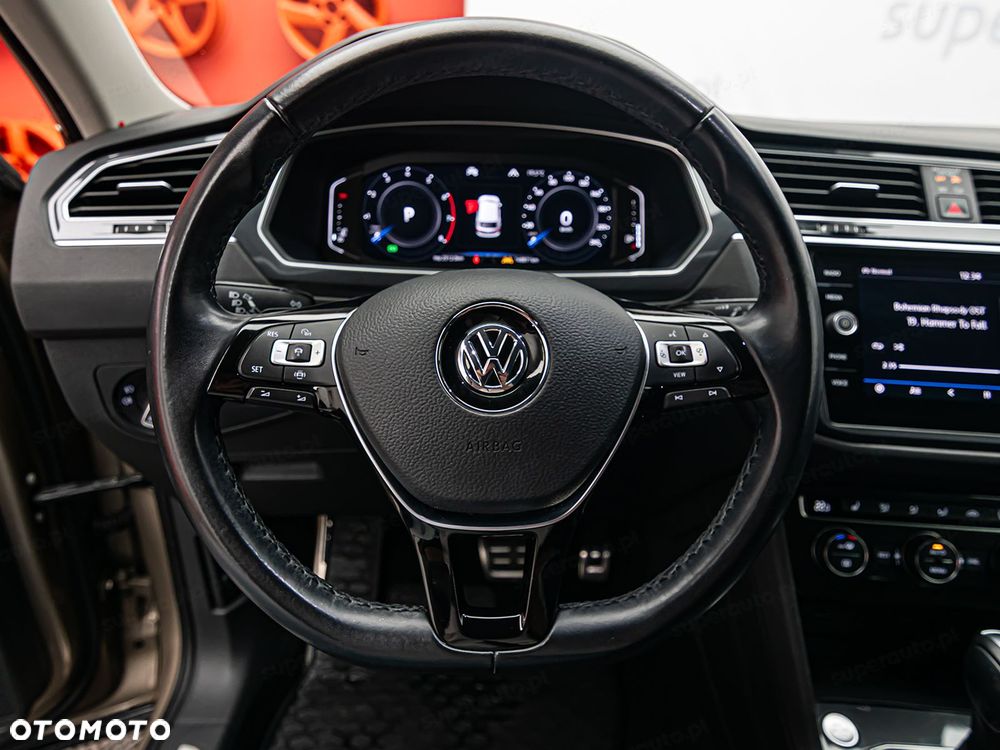 Volkswagen Tiguan 2.0 TSI 4Mot IQ Drive DSG - 11