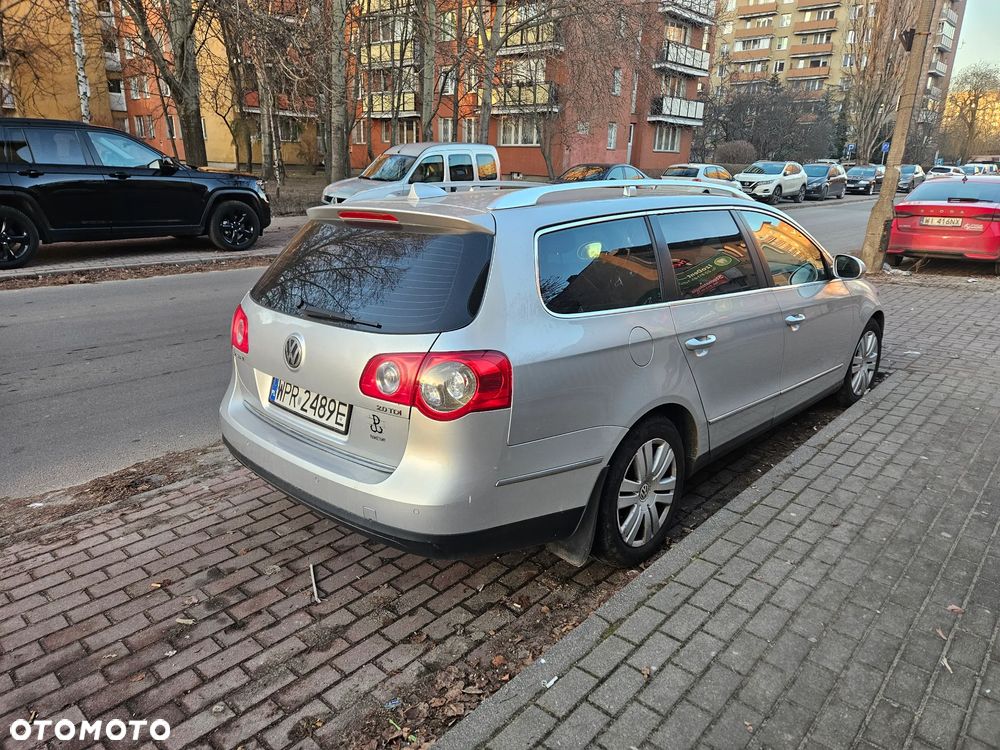 Volkswagen Passat 2.0 TDI DPF Highline DSG - 3