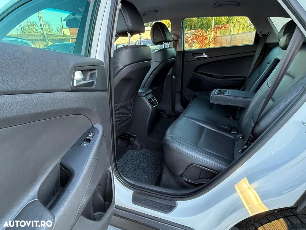 Hyundai Tucson blue 1.7 CRDi 2WD Classic - 11