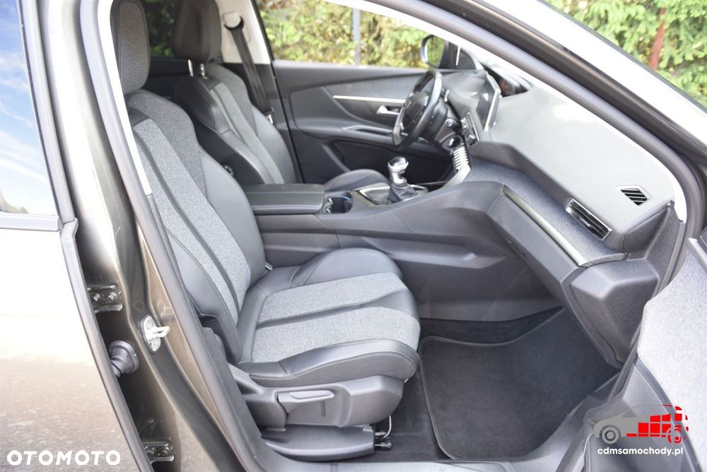 Peugeot 5008 - 19