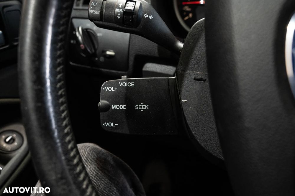 Ford Kuga 2.0 TDCi 4WD Powershift Titanium - 22