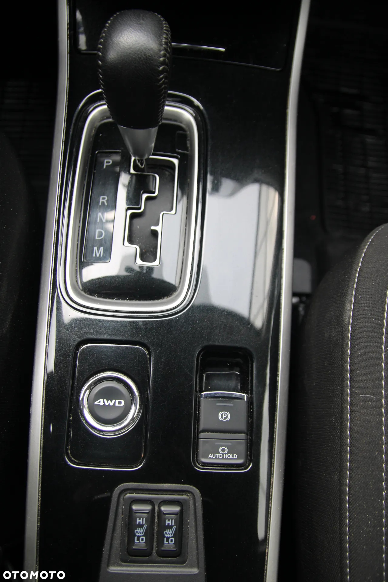 Mitsubishi Outlander 2.0 Intense + 4WD CVT - 25