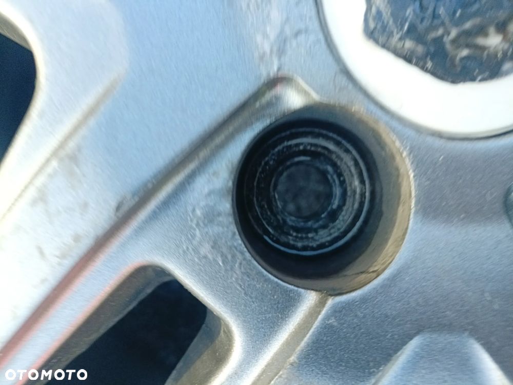 KIA RIO IV 16-20 2019 r. komplet 4 sztuki felgi alufelgi aluminiowe 15'' 15 ET 48  * - 6