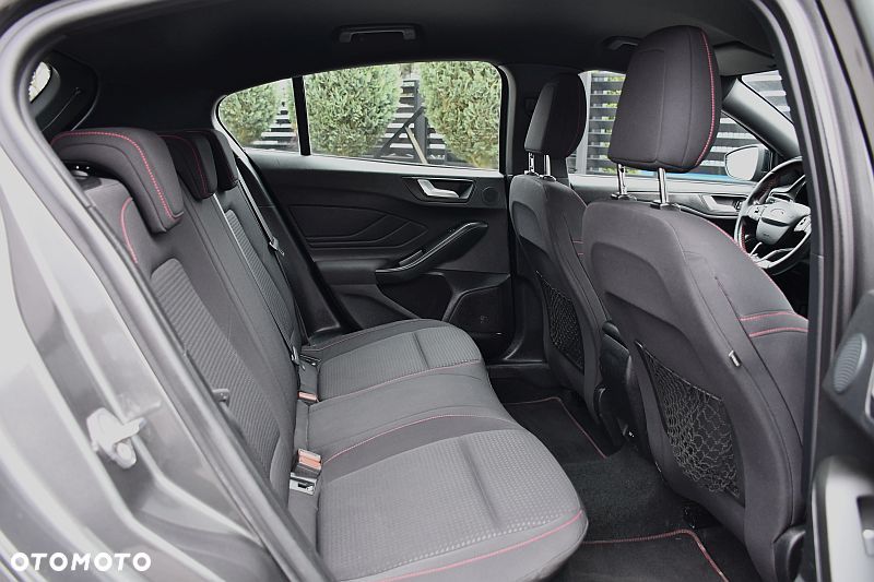 Ford Focus 1.5 EcoBlue Start-Stopp-System ST-LINE STYLE - 20