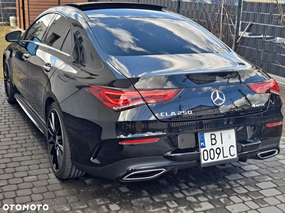 Mercedes-Benz CLA 250 4Matic 7G-DCT AMG Line - 8