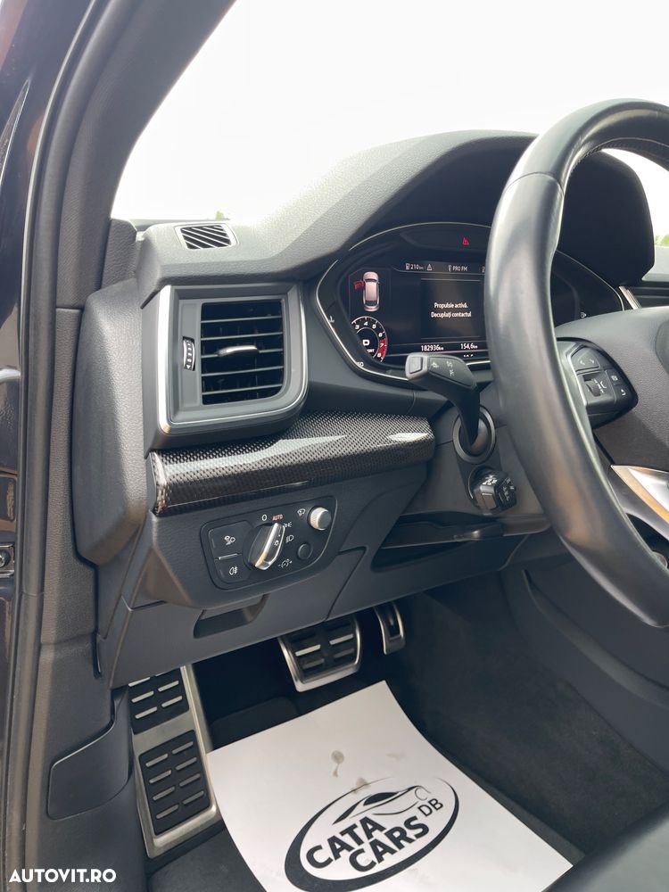 Audi SQ5 - 30