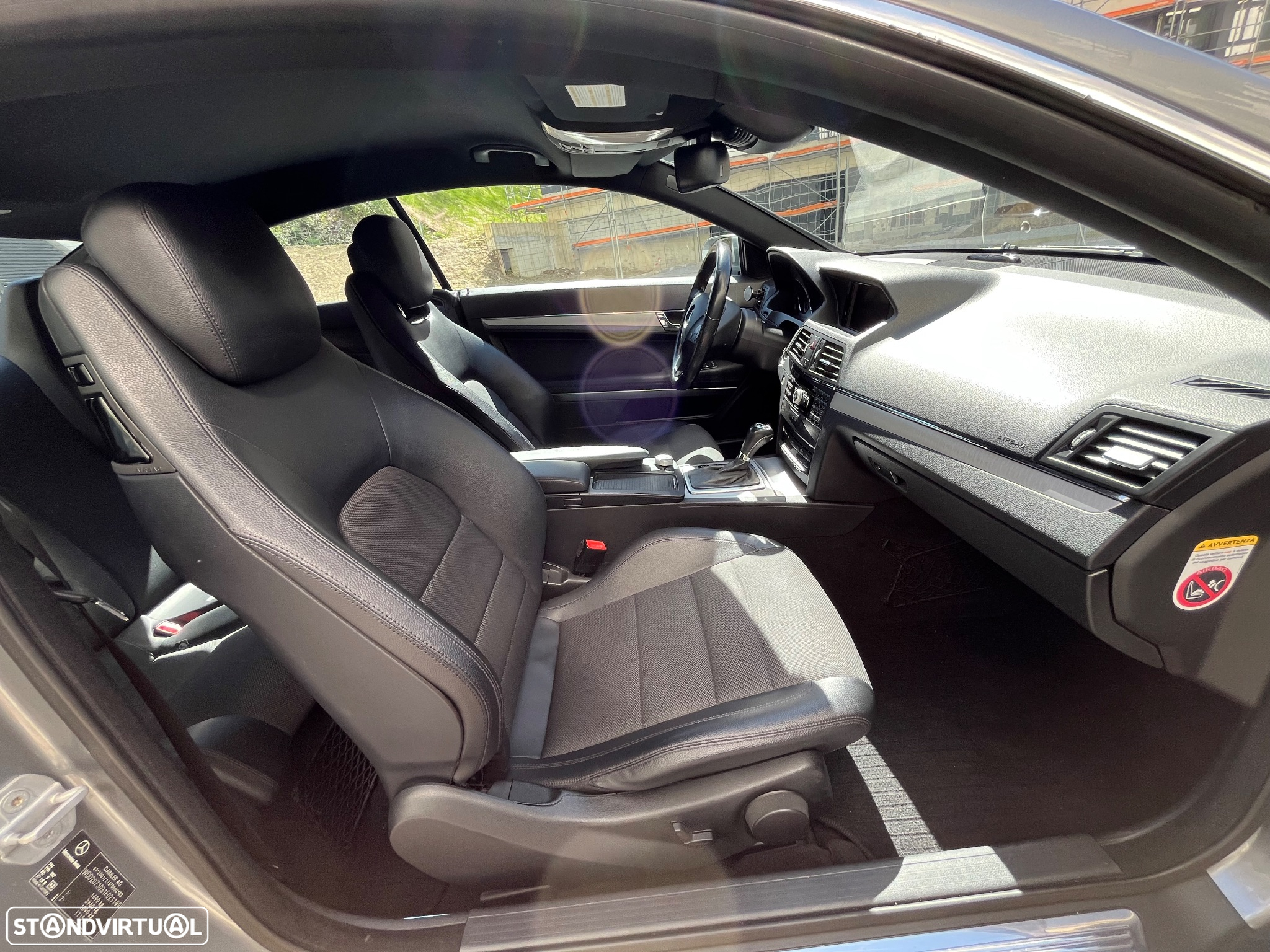 Mercedes-Benz E 250 CDi Elegance BlueEfficiency Auto - 27