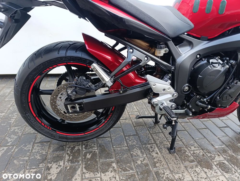 Yamaha FZ6 - 25