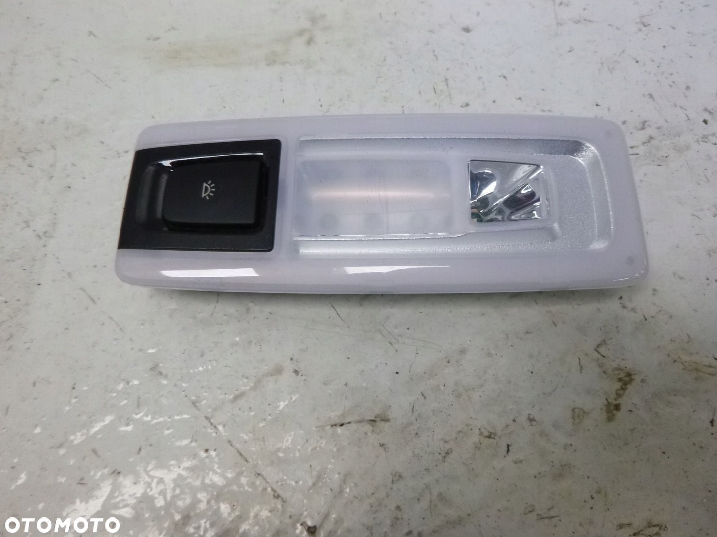 BMW X5 F15 LAMPKA LAMPA ŚWIATŁO OŚWIETLENIE KABINY LED ORYGINAŁ - 2