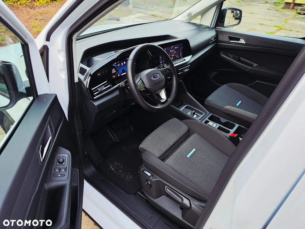 Ford Transit Connect - 22