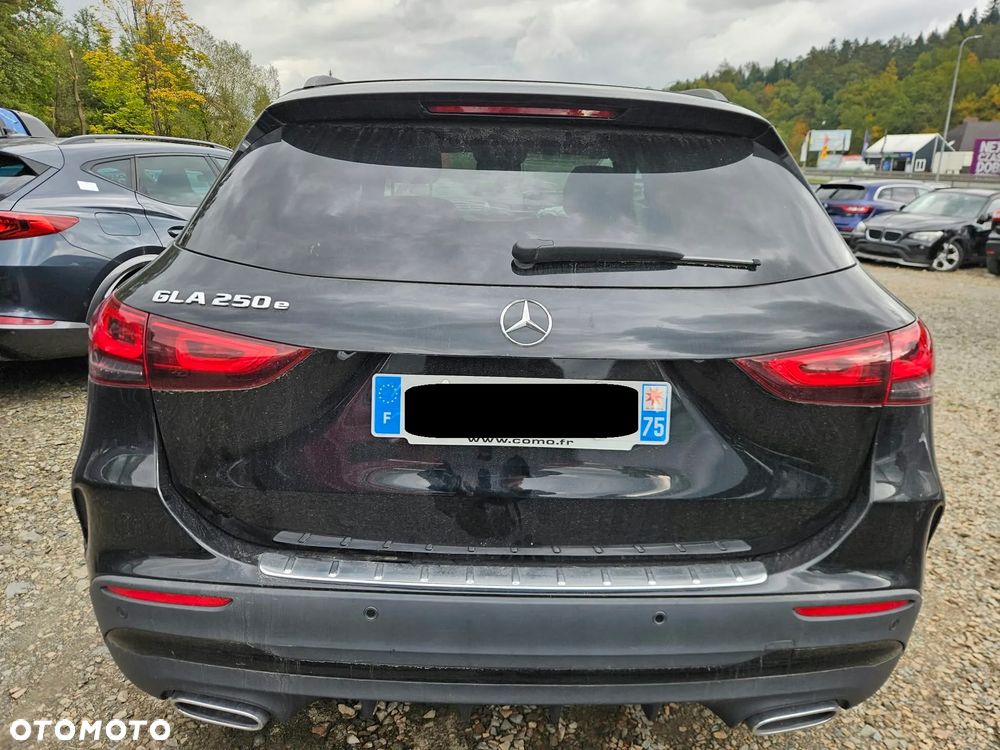 Mercedes-Benz GLA 250 e 8G-DCT AMG Line Advanced Plus - 12