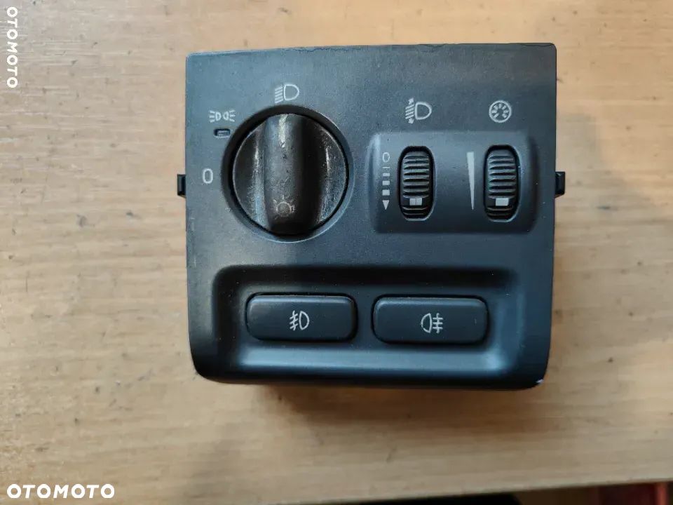 Włącznik świateł Volvo S40 30613945 - 1