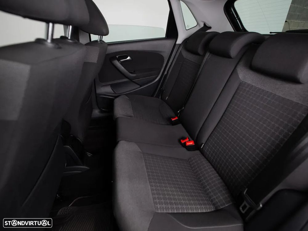 VW Polo 1.4 TDi (Blue Motion ) Highline - 10