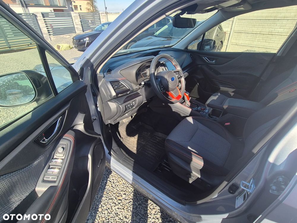 Subaru Forester 2.0XT Lineartronic Sport - 9