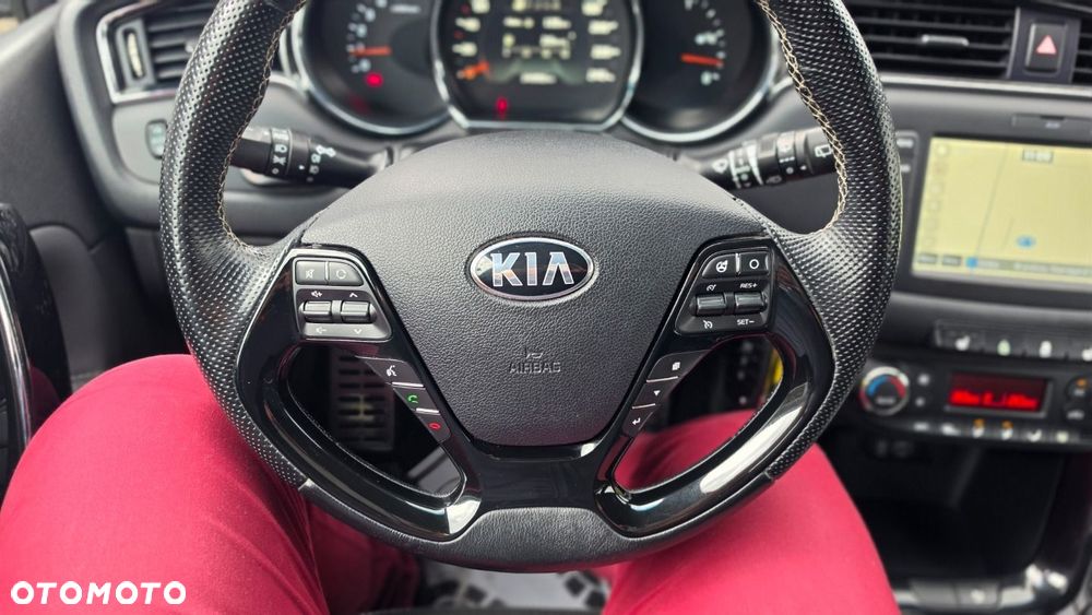 Kia Ceed 1.6 CRDi GT Line - 12