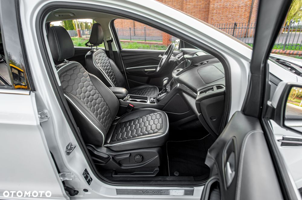 Ford Kuga 2.0 TDCi 4x4 Vignale - 20