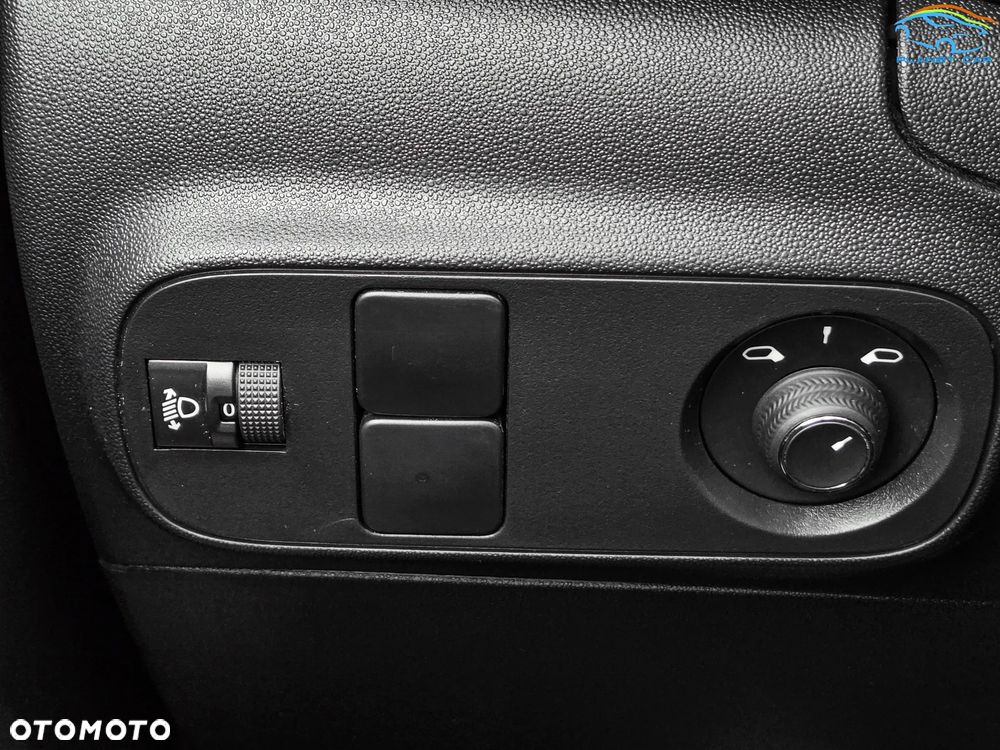 Citroën C3 1.2 PureTech Feel - 28