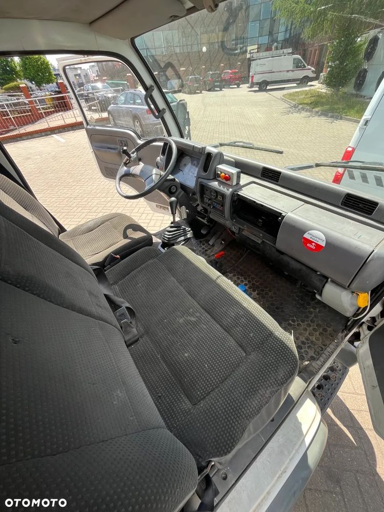Nissan Cabstar GSP04LP - 17